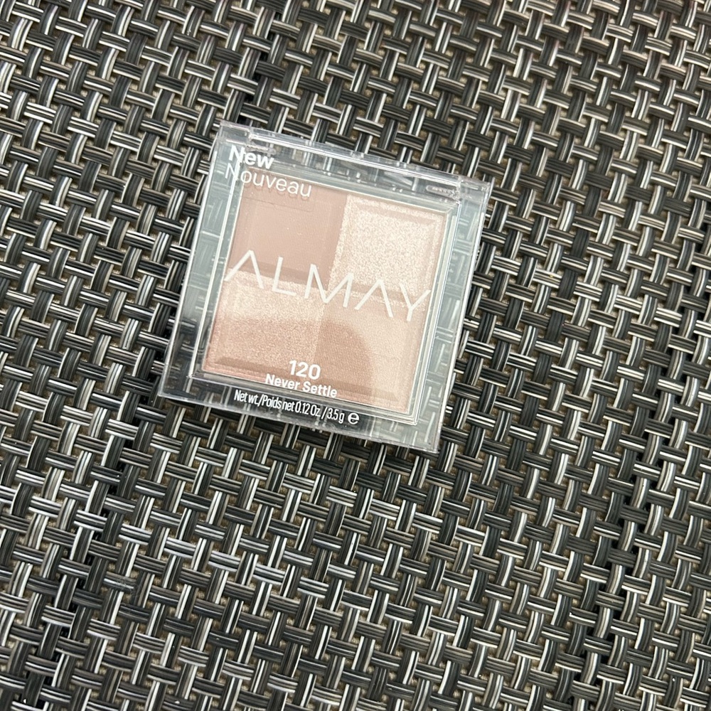 Almay Eyeshadow Quad - Soft Neutrals